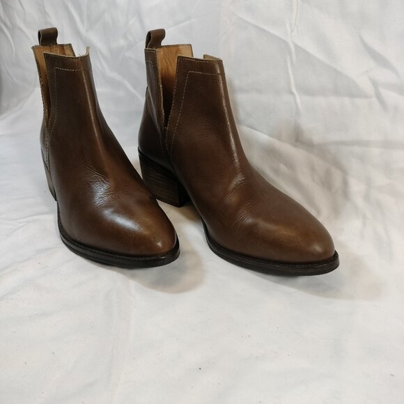 Diba True Brown leather booties size 7 - Picture 2 of 8